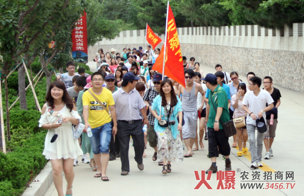 登赤山感受觀音極樂菩薩界